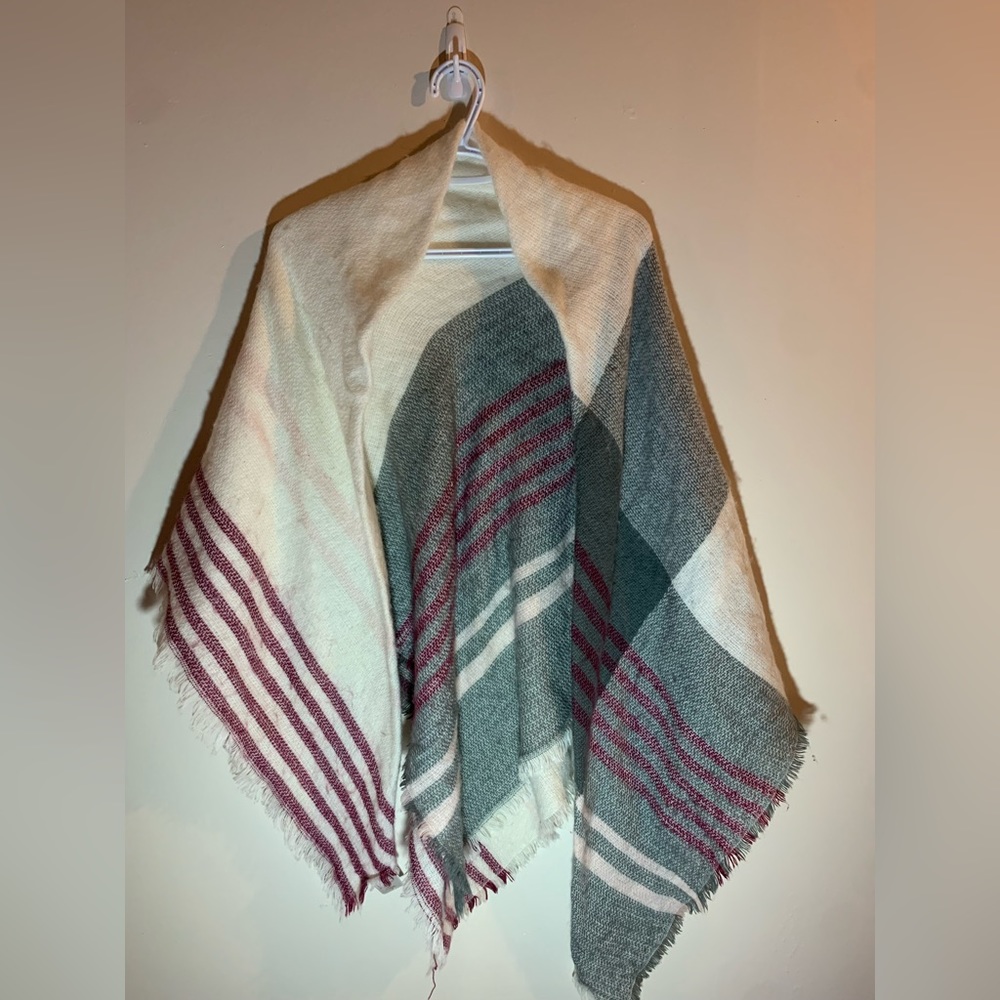 Women’s Shawl